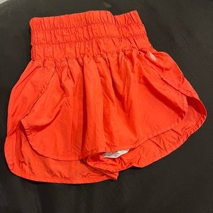FREE PEOPLE MOVEMENT SHORTS XS!!👍👍